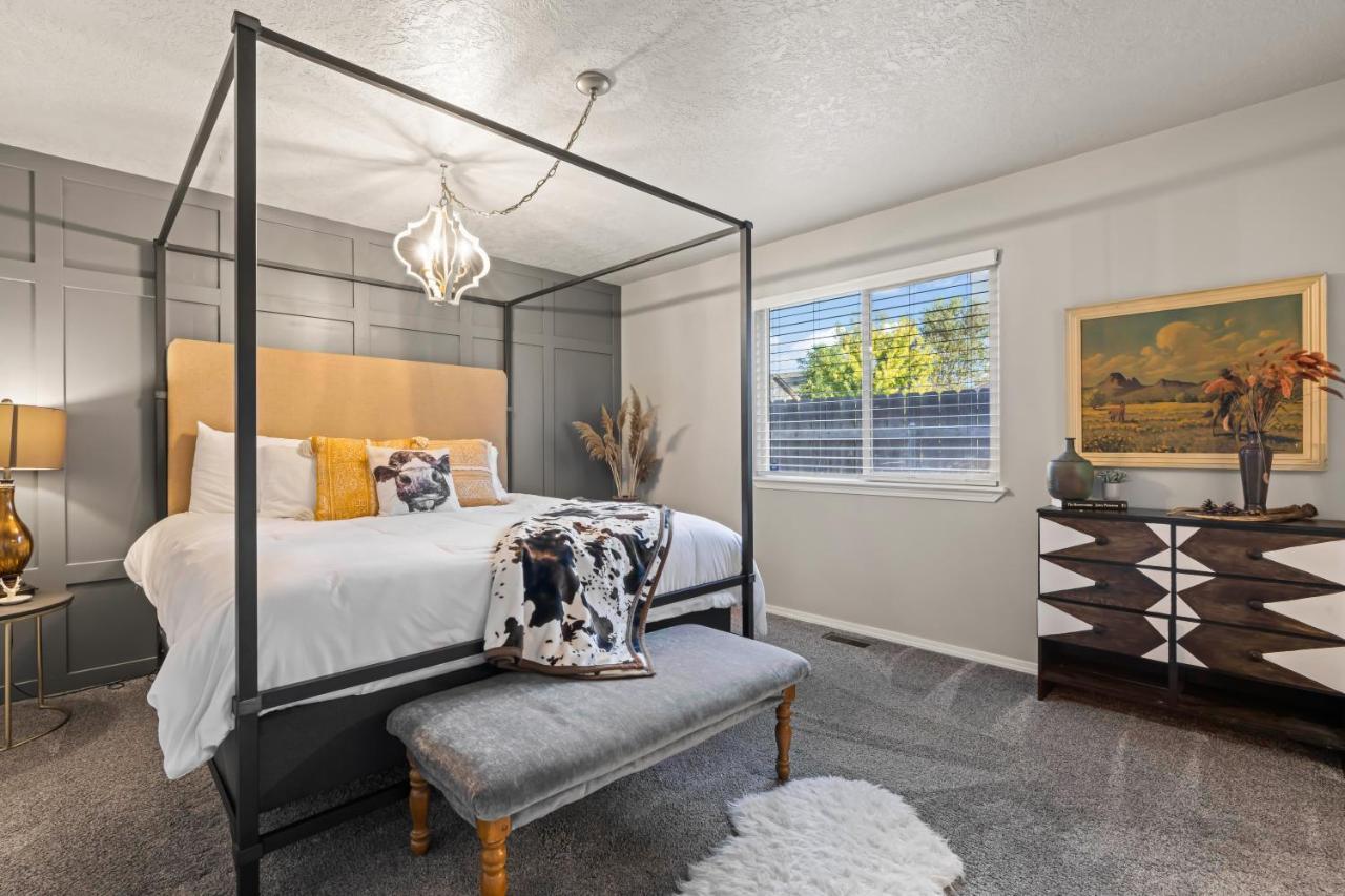 Southwestern Style 4 Bedroom Nampa Home Sleeps 16! מראה חיצוני תמונה