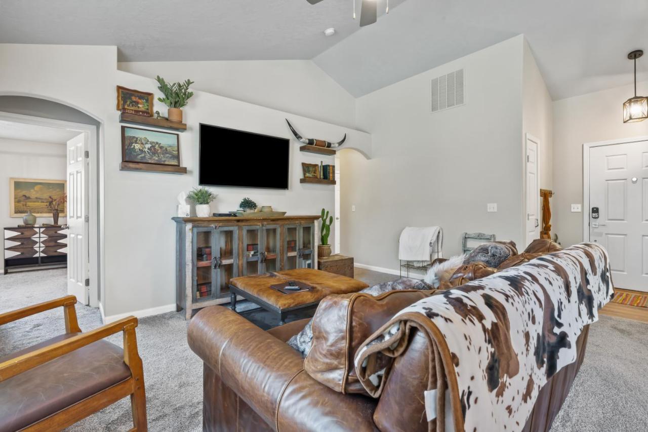 Southwestern Style 4 Bedroom Nampa Home Sleeps 16! מראה חיצוני תמונה